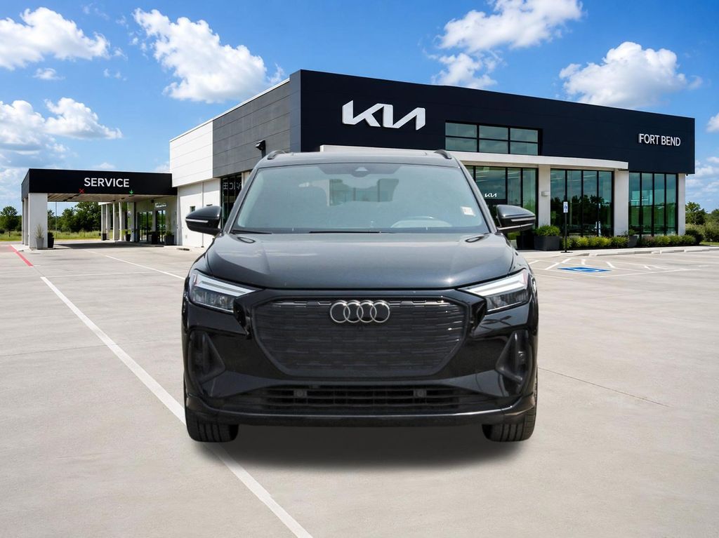 audi q4 e-tron 2022 WA1L2BFZ3NP041563 image audi q4 e-tron 2022 WA1L2BFZ3NP041563 image